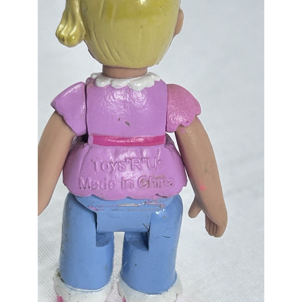Vintage Toys R Us Loving Family You & Me Happy Together Blonde Sister Doll 2.5" - Picture 3 of 8